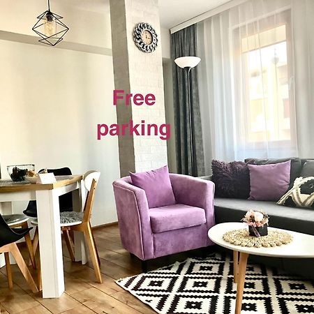 Joy Apartment Burgas Center Private Parking Dış mekan fotoğraf