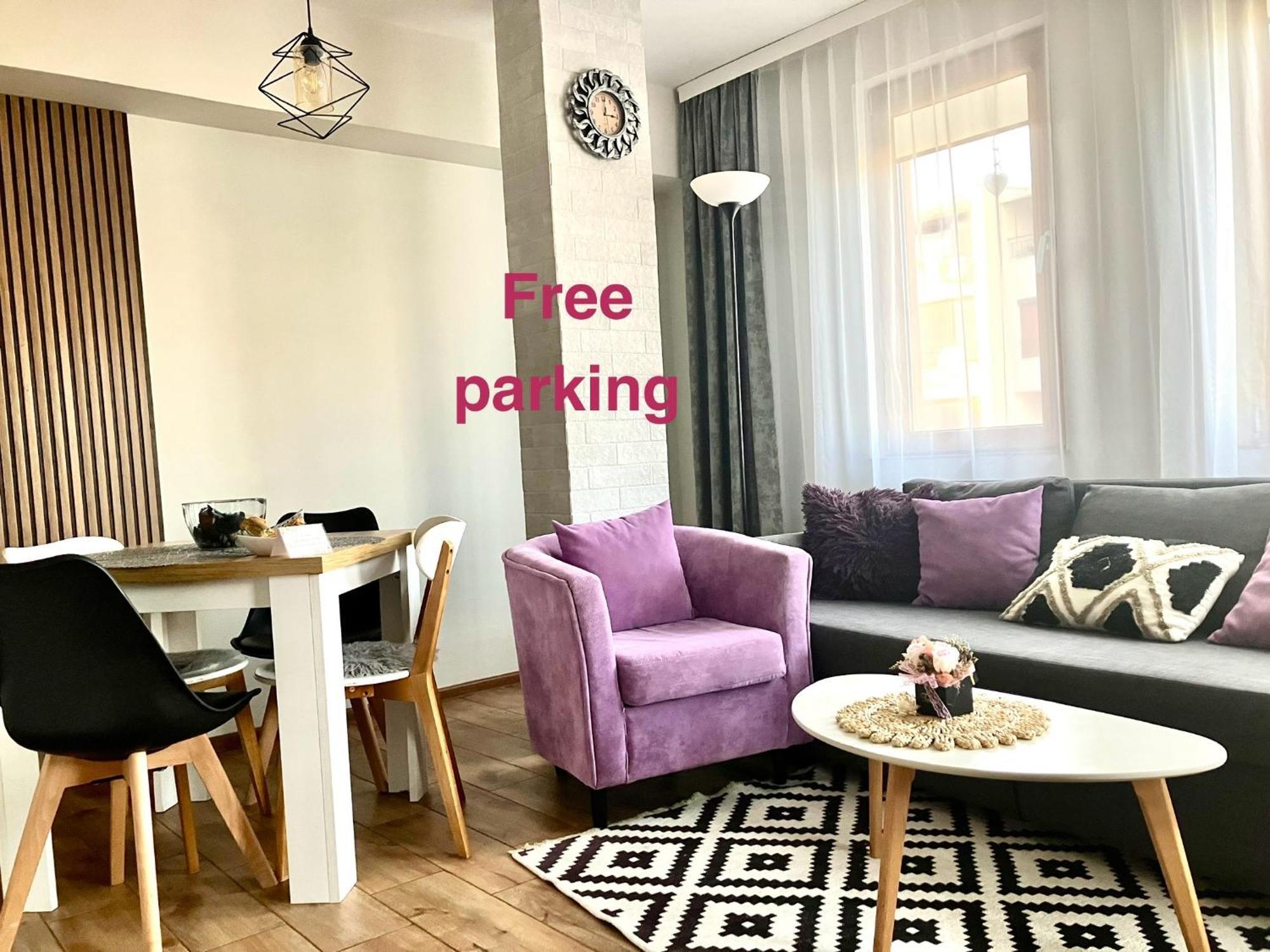 Joy Apartment Burgas Center Private Parking Dış mekan fotoğraf