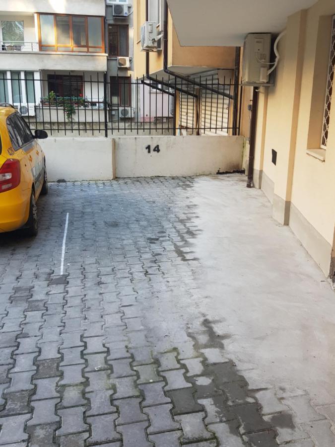 Joy Apartment Burgas Center Private Parking Dış mekan fotoğraf